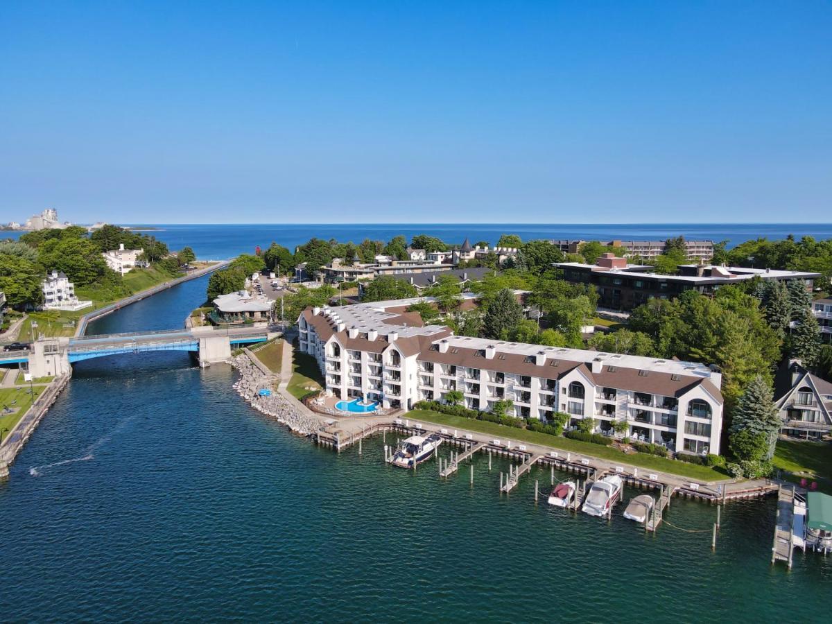 228 Edgewater Inn Charlevoix Exterior foto
